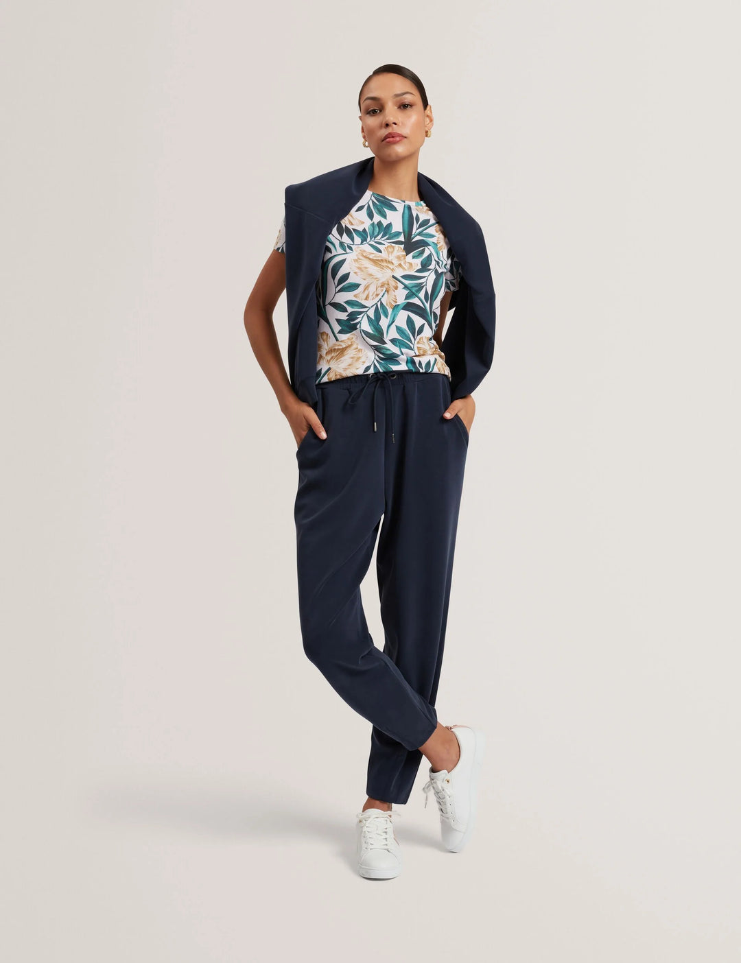 Ted Baker Tulip Print Fitted Short Sleeve T-Shirt | Cream