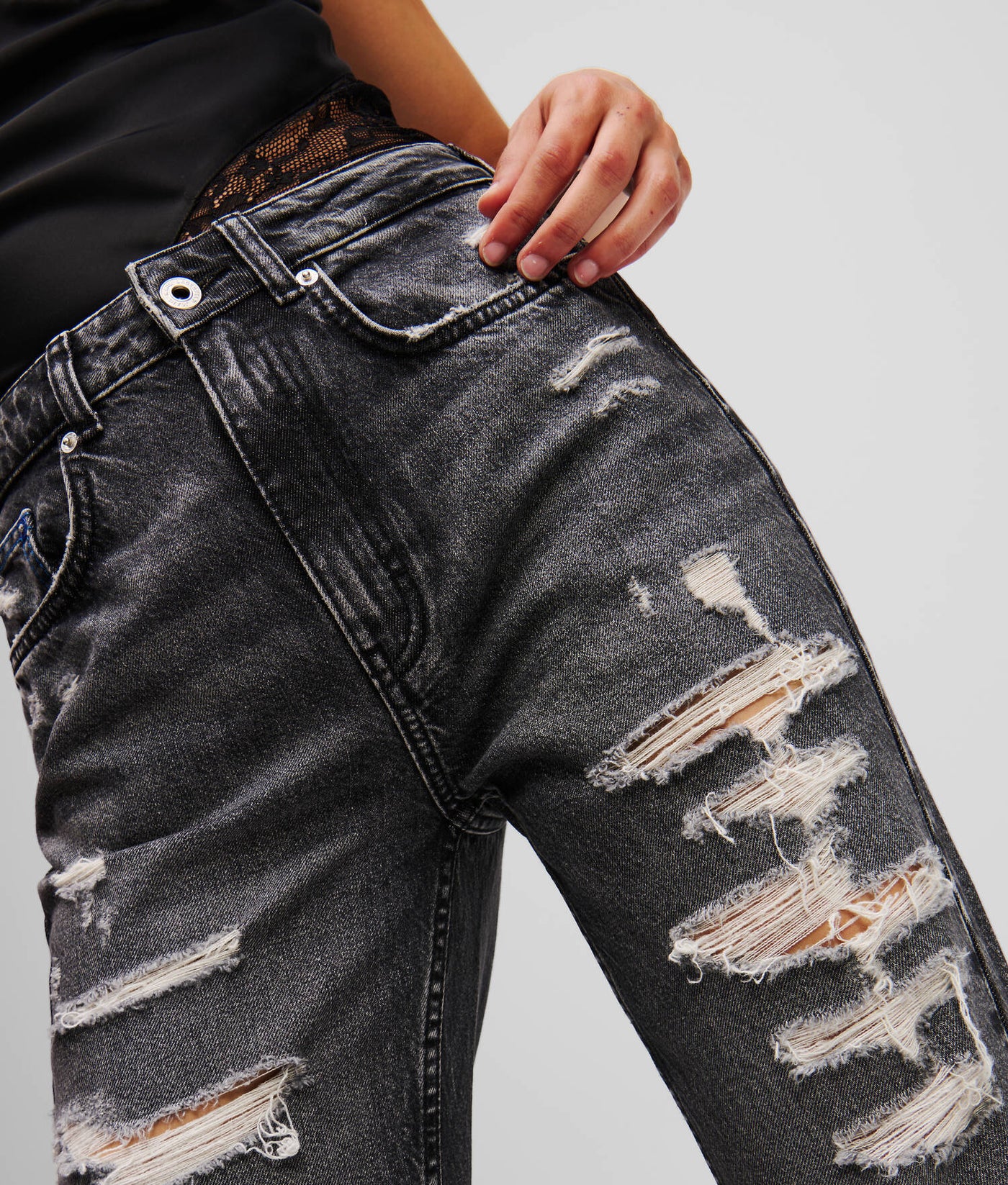 Karl Lagerfeld Staight Distressed High Rise Jeans | Black