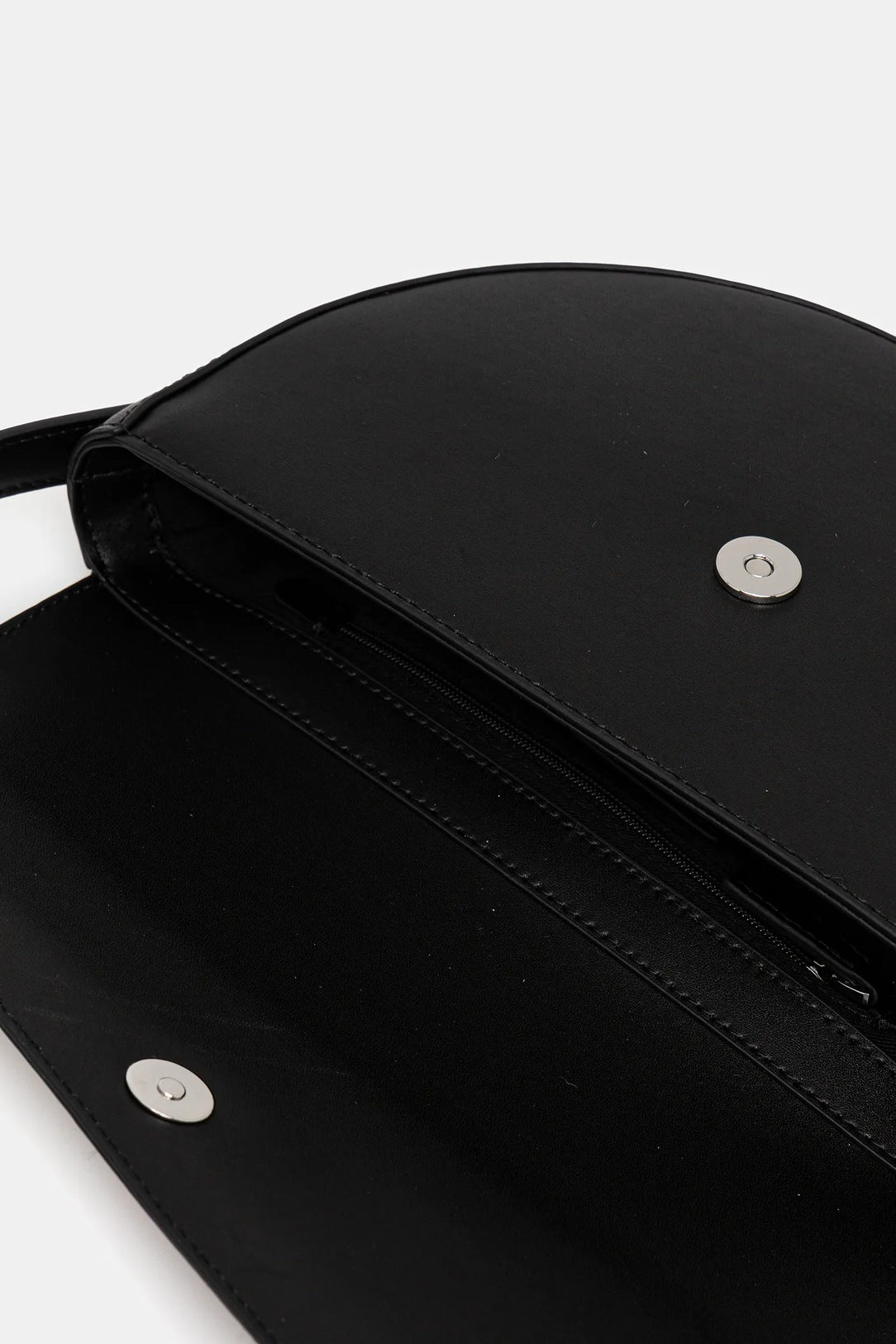 Karl Lagerfeld Geo Saddle Leather Bag | Black