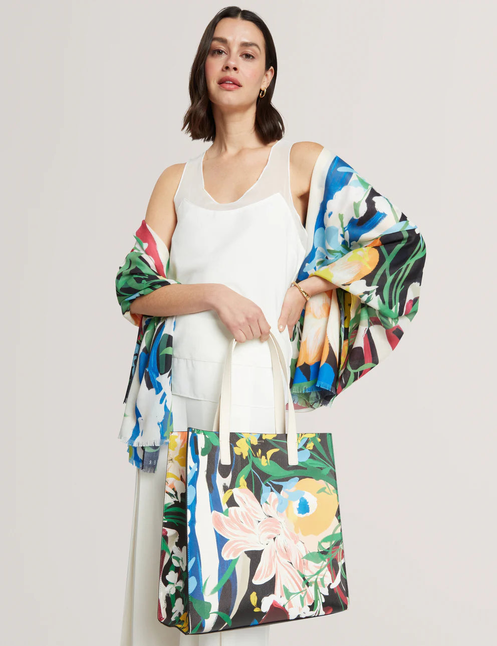 Ted Baker Floral Bouquet Printed Large Icon Bag | Multicolor