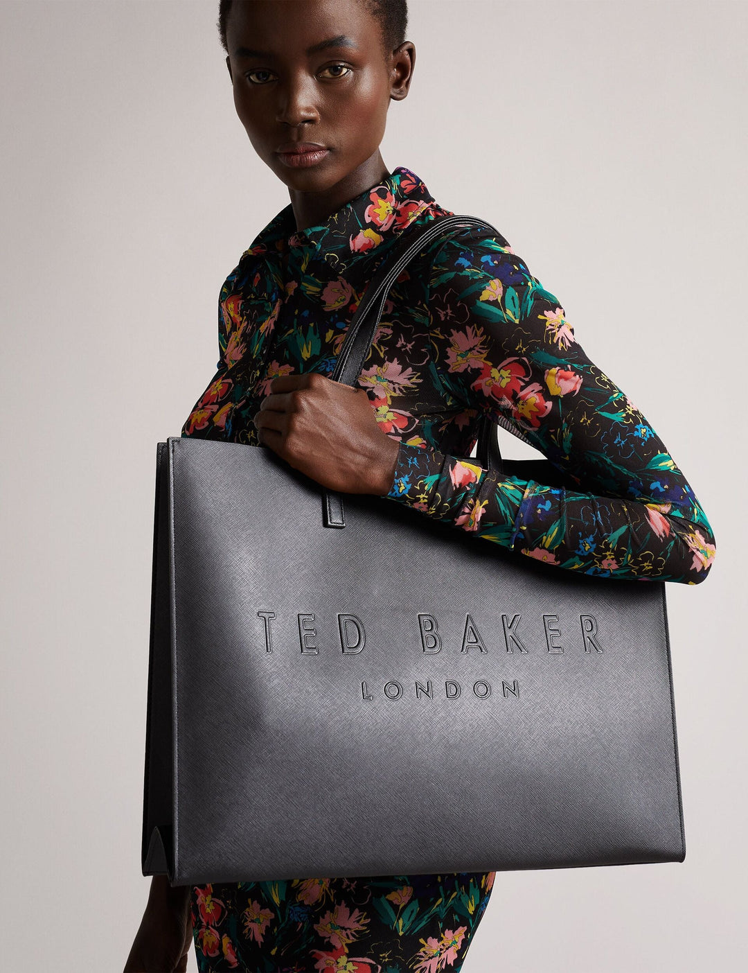 Ted Baker Sukicon Wide Textured Faux Leather Icon Tote Bag | Black